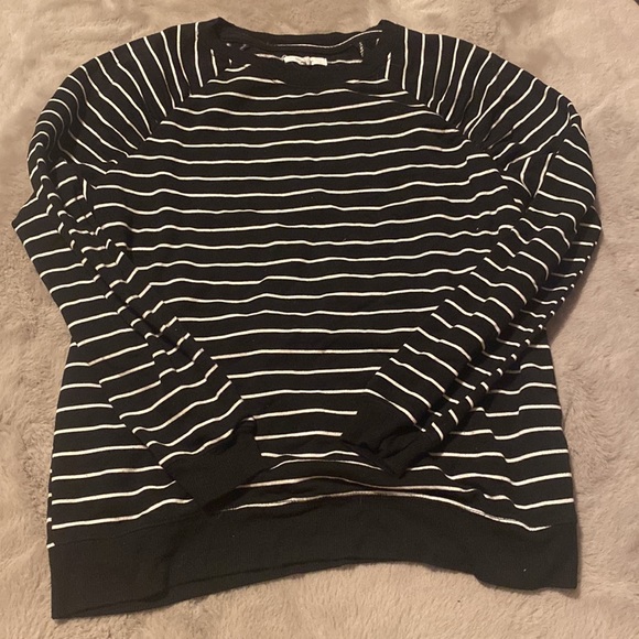 Womens crewneck - Picture 6 of 7